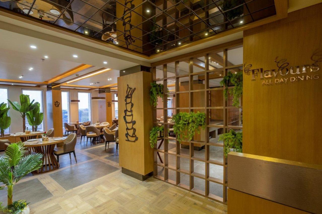 Sarovar Portico Morbi Экстерьер фото